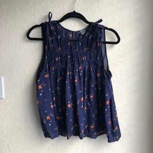 aerie | navy blue floral top